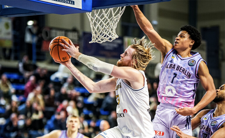 Οι καλύτερες στιγμές από το παιχνίδι του ΑΣΚ με την Άλμπα Βερολίνου (video)