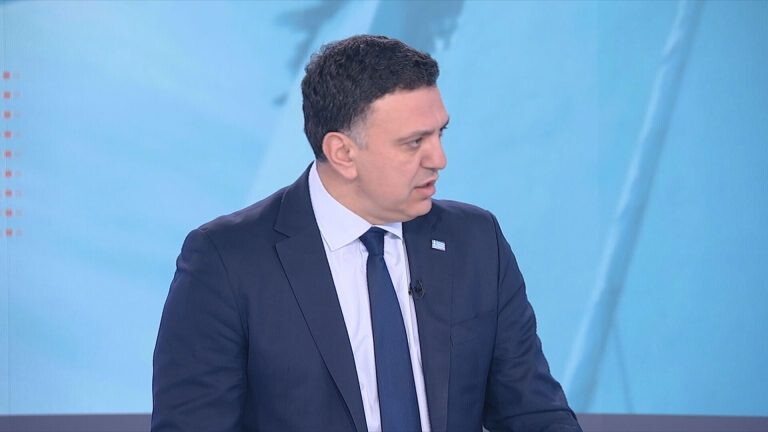 Κικίλιας στο ΕΡΤnews: Χτυπήθηκε ελληνικό πλοίο στη Μαύρη Θάλασσα – Καλά στην υγεία τους οι ναυτικοί