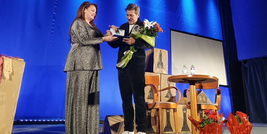 Τον σπουδαίο ηθοποιό Γιάννη Στάνκογλου τίμησε το 41ο Πανελλήνιο Φεστιβάλ Ερασιτεχνικού Θεάτρου Καρδίτσας