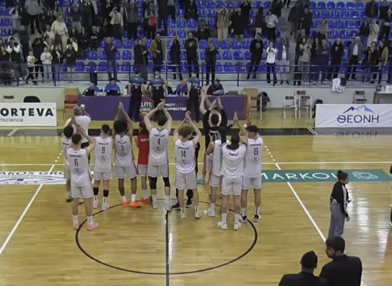 Σοφάδες για... παραμονή!