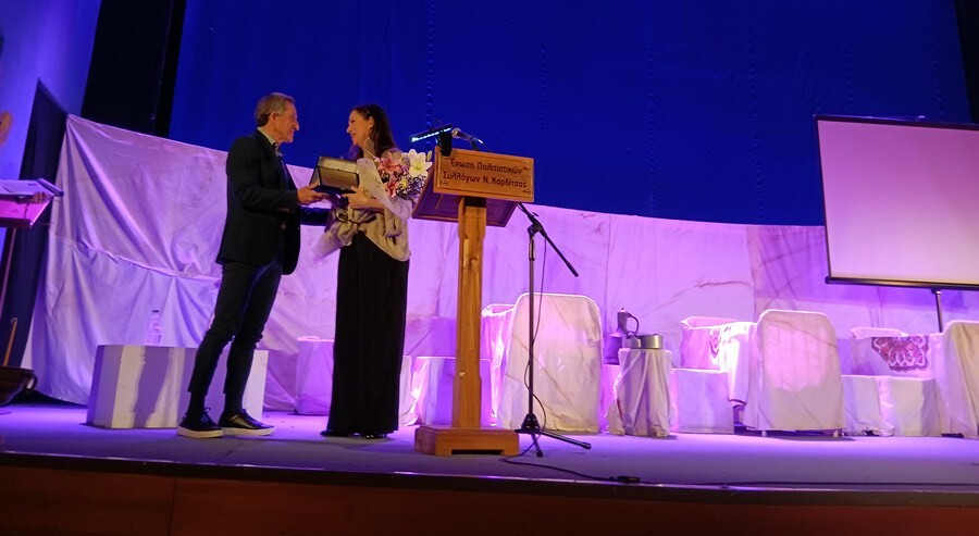 Την κορυφαία ηθοποιό Κοραλία Καράντη τίμησε το 41ο Πανελλήνιο Φεστιβάλ Ερασιτεχνικού Θεάτρου Καρδίτσας