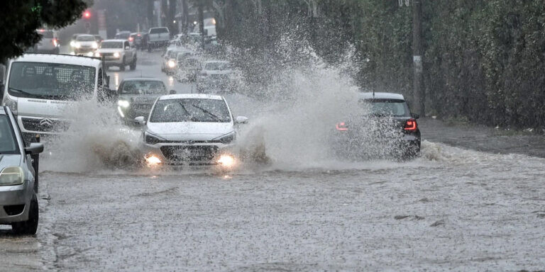Καιρός: Τι θα φέρει η σιβηρική εισβολή τις επόμενες ημέρες -Πού θα βρέχει, πόσο κρύο θα έχει
