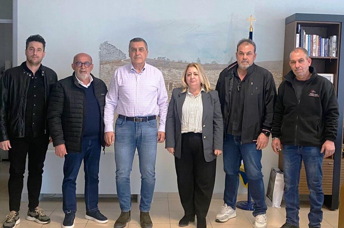 Συνάντηση Περιφερειάρχη Δημ. Κουρέτα με την διοίκηση της ΕΒΕ Φαρκαδόνας και Περιχώρων