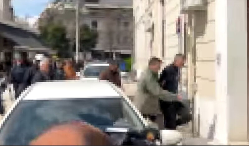 Προφυλακιστέος ο 17χρονος για τη δολοφονία του τραγουδιστή Τσιτόγλου