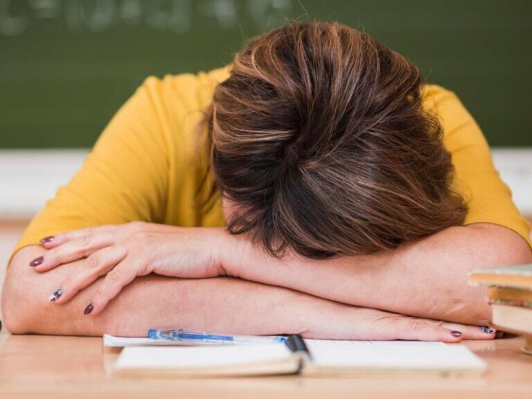 Λάρισα: Ερωτήματα και ανησυχία μετά την κατάρρευση εκπαιδευτικού