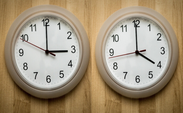 Αλλάζει η ώρα τα ξημερώματα της Κυριακής