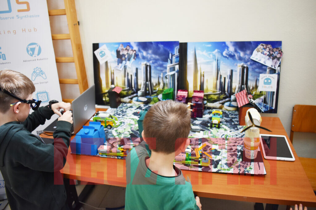 Γιορτή της Εκπαιδευτικής Ρομποτικής στην Καρδίτσα (ΦΩΤΟ & ΒΙΝΤΕΟ)