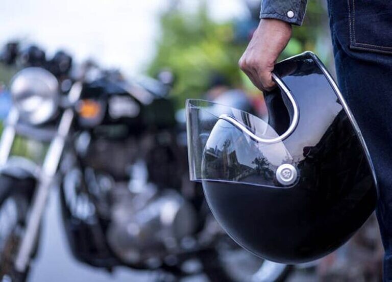 576 τροχονομικοί έλεγχοι στη Θεσσαλία,  βεβαιώθηκαν 42 παραβάσεις για κράνος