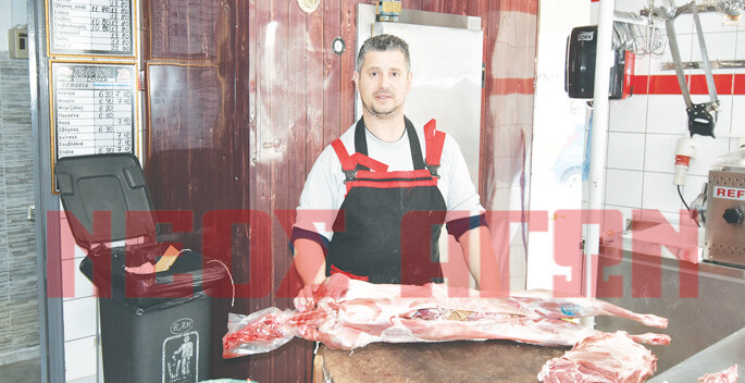 Στους ρυθμούς του Πασχαλινού οβελία τα κρεοπωλεία της Καρδίτσας - Στα 16,5-17 ευρώ/κιλό η τιμή σύμφωνα με τον Πρόεδρο των Κρεοπωλών