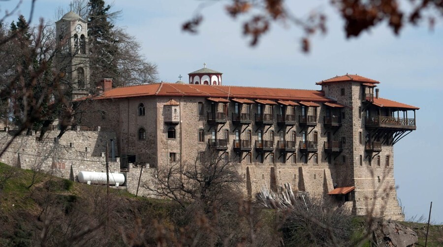 Ιερά Μονή Κορώνης: Πρόγραμμα Ιερών Ακολουθιών Μεγάλης Εβδομάδος και Πάσχα