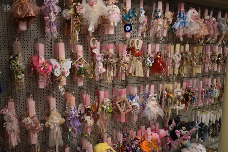 Ο …νονός και η νονά τόνωσαν την κίνηση στα καταστήματα της Καρδίτσας