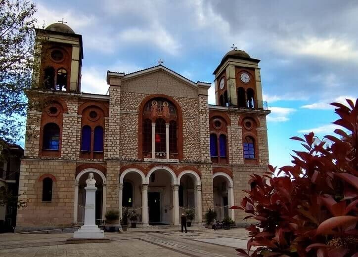 Το Πρόγραμμα των Ιερών Ακολουθιών Μεγάλης Παρασκευής και Μεγάλου Σαββάτου στην Ιερά Μητρόπολη Θεσσαλιώτιδος και Φαναριοφερσάλων