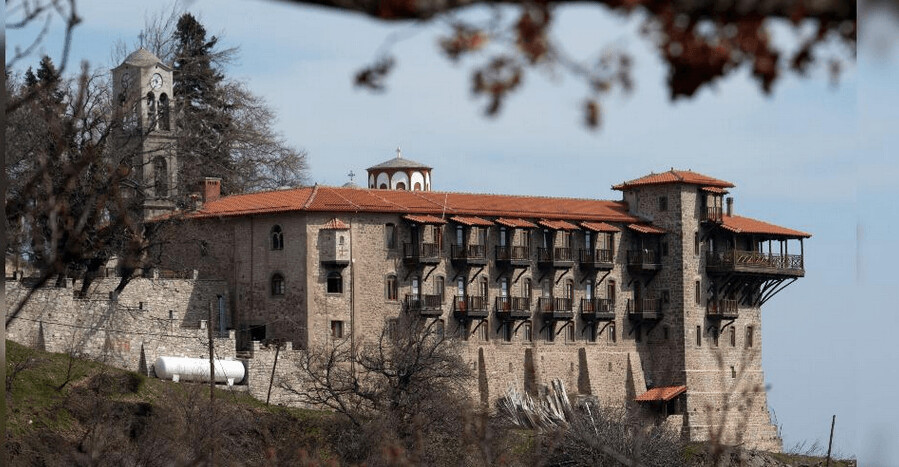 Ιερά Μονή Κορώνης