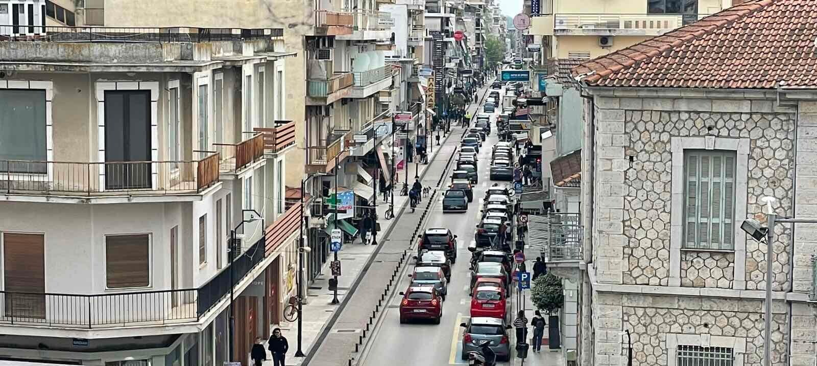 Η Καρδίτσα πλημμύρισε από κόσμο: Η πίστη και η παράδοση πάνω από τα εμπόδια της ακρίβειας