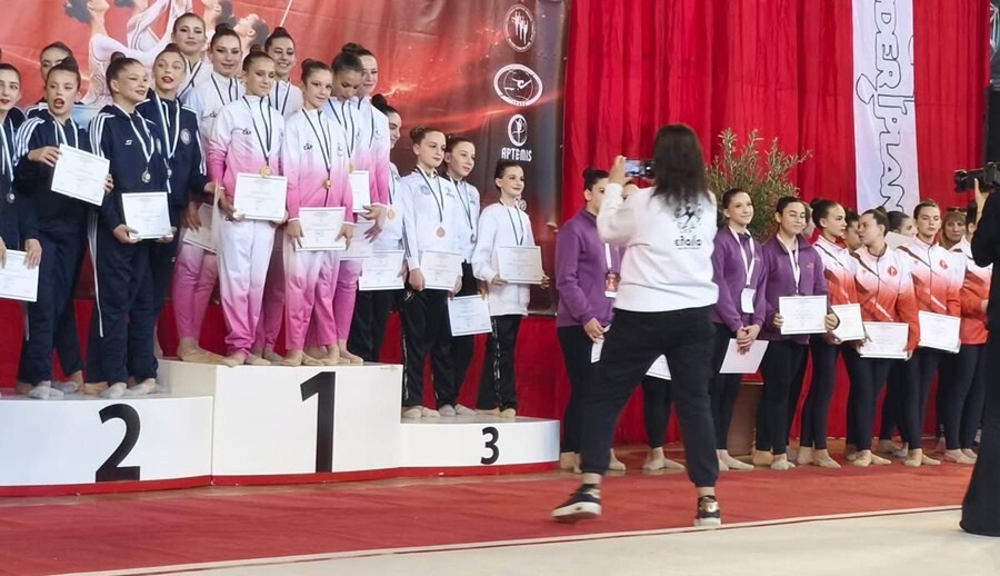 Με μετάλλια και διακρίσεις επέστρεψε η Ακαδημία Ρυθμικής και Χορού Amarilis από τη Δράμα