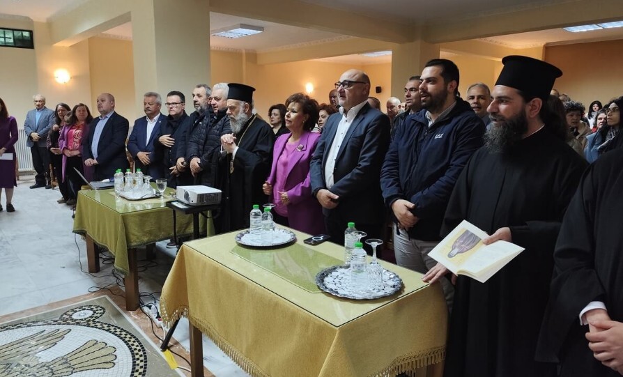 «Φῶς Καππαδοκίας» - Η πορεία των Αγίων Αρσενίου και Παϊσίου συγκίνησε την Καρδίτσα