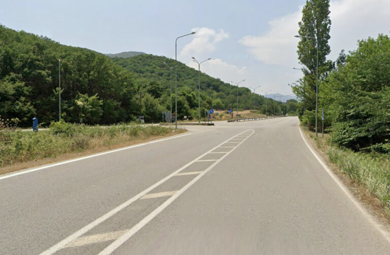 Εκτροπή ΙΧ έξω από το Καππά