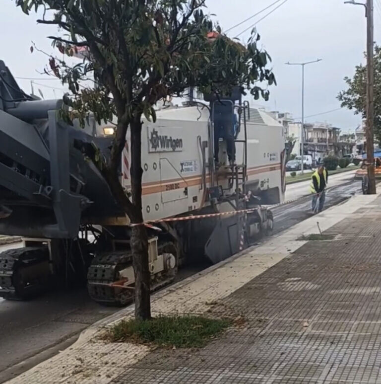 Ξεκίνησαν οι εργασίες για τις ασφαλτοστρώσεις