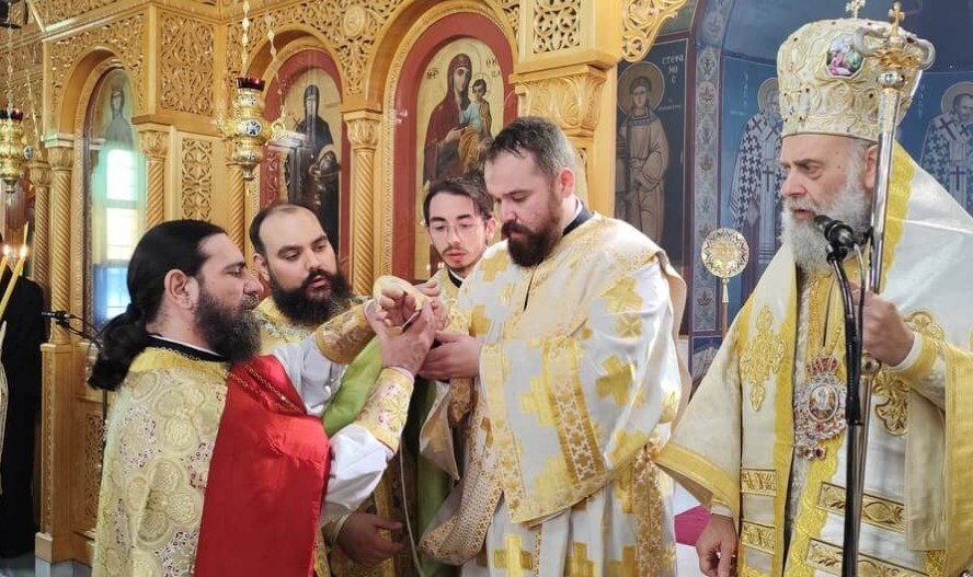 Χειροτονία Διακόνου και Τρισάγιο Μνήμης στον Ι.Ν. Αγίας Παρασκευής Καρδίτσης