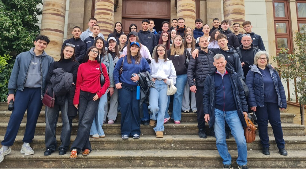 Εκπαιδευτική εκδρομή του 4ου ΓΕΛ Καρδίτσας στη Χίο