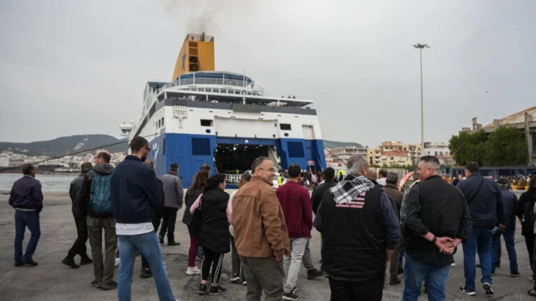 Περιφερειάρχης Βορείου Αιγαίου: Άνοιξε μετά από επτά μέρες το λιμάνι της Λέσβου