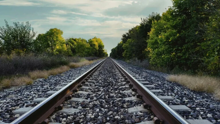 Συναγερμός στην Δανία: Μετωπική σύγκρουση τρένων κοντά στη Κοπεγχάγη - Δεκάδες τραυματίες  Γιάννης Κουτρουμπής