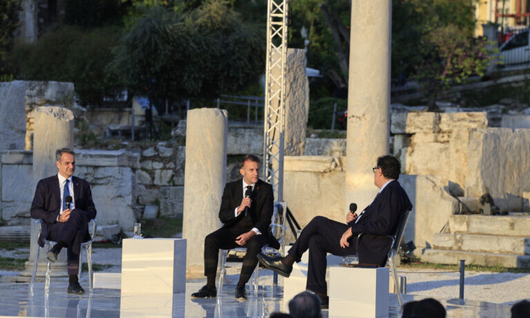 Μακρόν σε Μητσοτάκη στη Ρωμαϊκή Αγορά - Η Γαλλία θα είναι εδώ αν η Ελλάδα απειληθεί από την Τουρκία