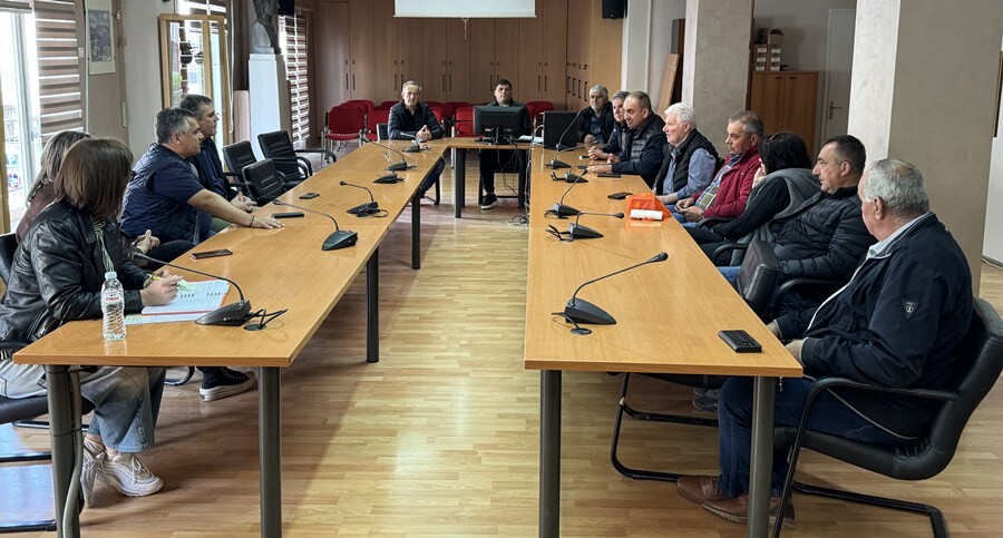 Συνάντηση εργασίας στην Καρδίτσα για καθαρισμό αρδευτικών και αποστραγγιστικών τάφρων