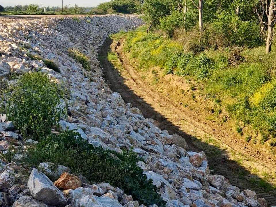 Σε εξέλιξη από την Περιφέρεια Θεσσαλίας  έργα οριστικής αποκατάστασης αναχωμάτων σε Κουλούρι και Φαλάνη Νέα  αυτοψία της Αντιπεριφερειάρχη Λάρισας Μαρίας Γαλλιού