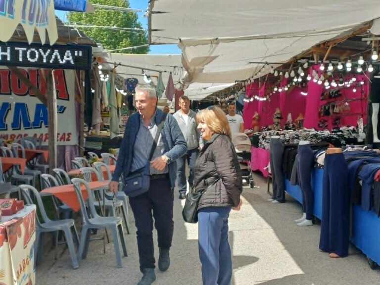 «Κίνησε το παζάρι» στον Τύρναβο σήμερα...(ΦΩΤΟ)