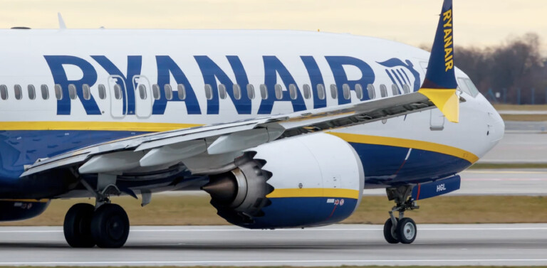 Ryanair: Ανακοίνωσε το κλείσιμο  της βάσης της Θεσσαλονίκης από τον Οκτώβριο
