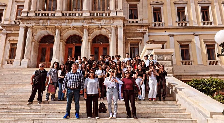 Τριήμερη εκπαιδευτική εκδρομή του 7ου Γυμνασίου Καρδίτσας στη Σύρο