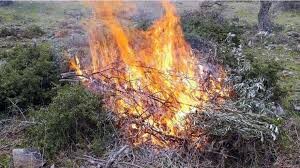 Εως 11.250 ευρώ η χρήση φωτιάς στην ύπαιθρο στην αντιπυρικής περιόδου