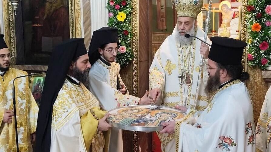 Πανηγυρική Θεία Λειτουργία στον Ιερό Μητροπολιτικό Ναό Αγίων Κωνσταντίνου και Ελένης Καρδίτσης