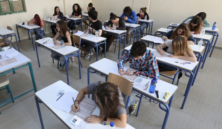 Αντίστροφη μέτρηση για τις πανελλαδικές εξετάσεις- 890 υποψήφιοι στο Ν. Καρδίτσας