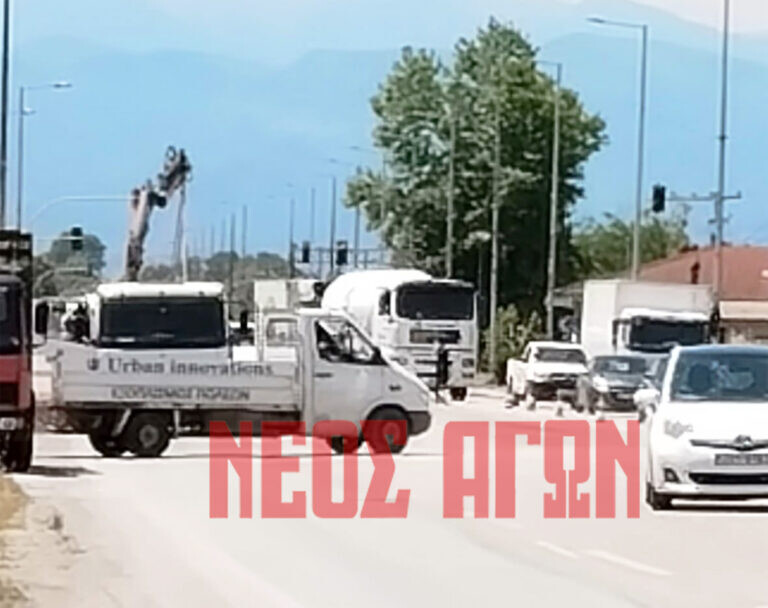 Φορτηγό «γκρέμισε» φωτεινό σηματοδότη στην είσοδο του Προδρόμου
