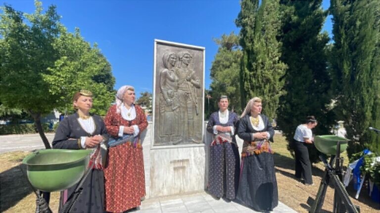 Η Λάρισα τίμησε την 85η επέτειο της Μάχης της Κρήτης με ανέγερση μνημείου για την 5η μεραρχία Κρητών (ΦΩΤΟ+video)