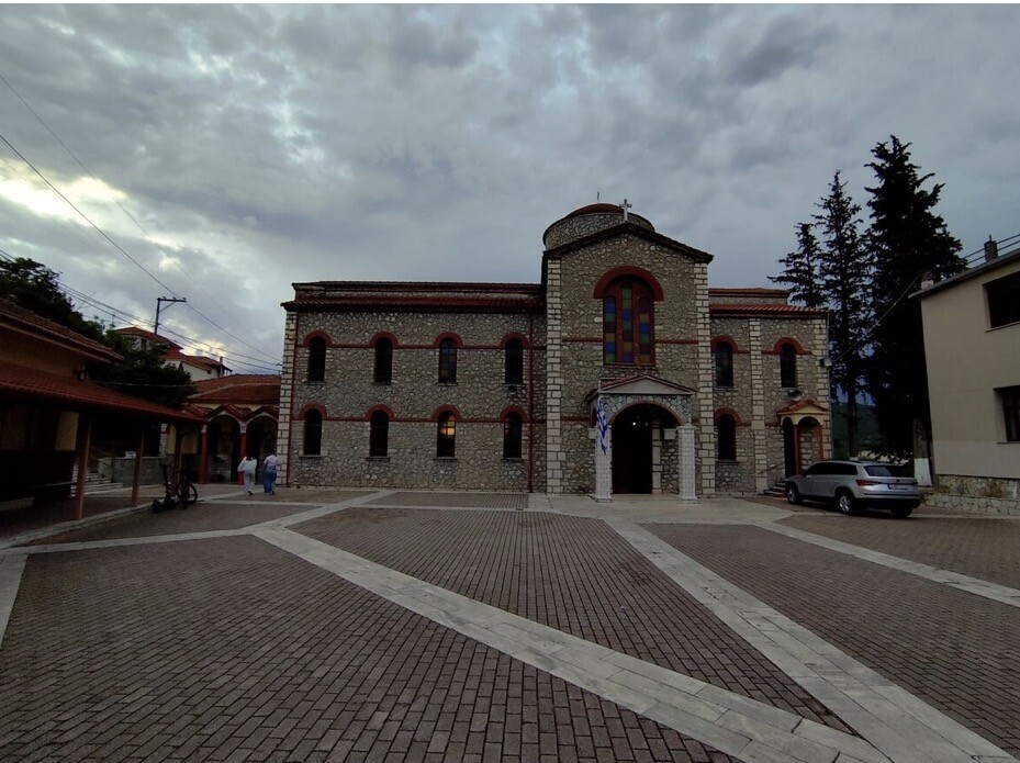Πολλοί σας αγαπούμε και πολλοί προσευχόμαστε για εσάς» – Συγκινητική Ιερά Παράκληση για τους μαθητές στο Μουζάκι