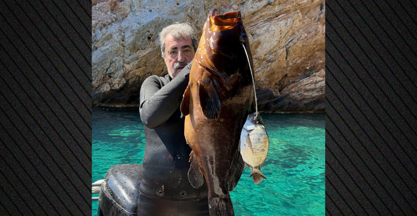 Ο Παύλος Πολάκης στέλνει μήνυμα στον Τσίπρα με… ροφό 13,5 κιλών: «Εμείς δεν ψαρεύουμε σε θολά νερά»