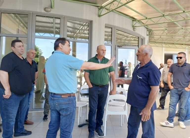 Οργή Θεσσαλών κτηνοτρόφων  για την απαγόρευση μετακινήσεων