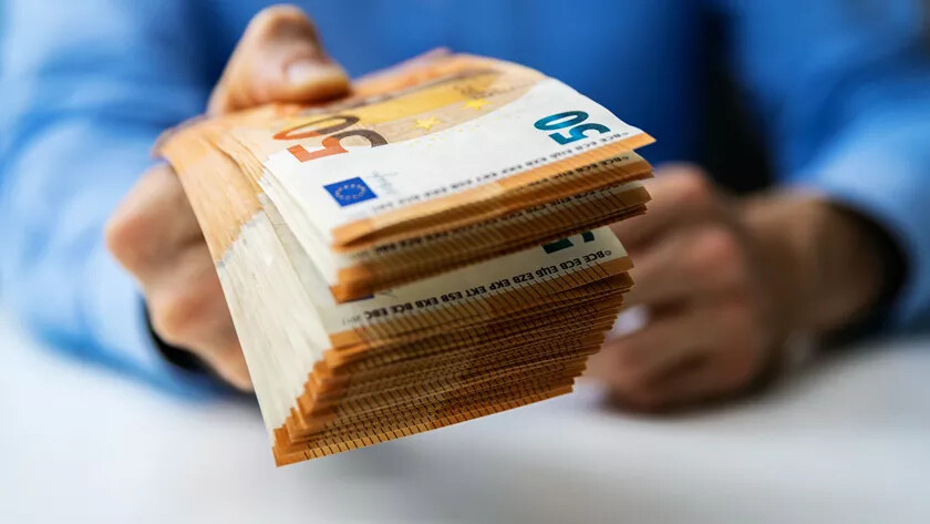 e-ΕΦΚΑ και ΔΥΠΑ: Ποιοι πάνε από σήμερα στα ΑΤΜ