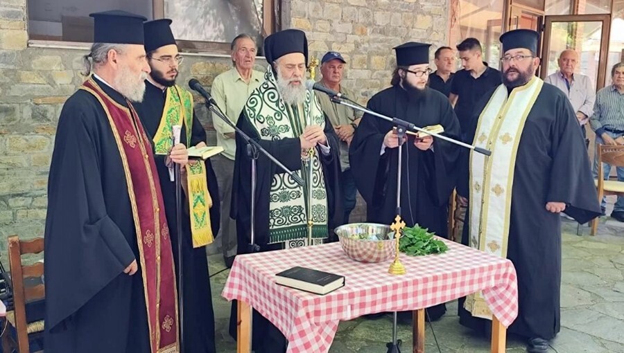 Αγιασμός για την έναρξη της νέας λουτρικής περιόδου στα Λουτρά Σμοκόβου