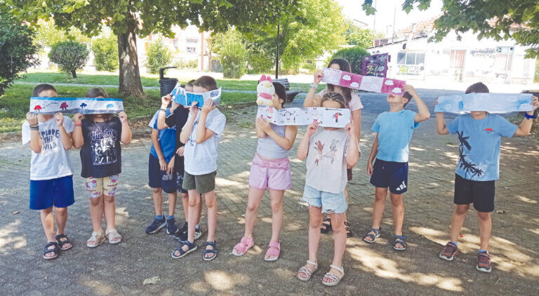 «Μέσα από μια χαοτική βιβλιοθήκη… γεννήθηκαν παράξενα βιβλία»