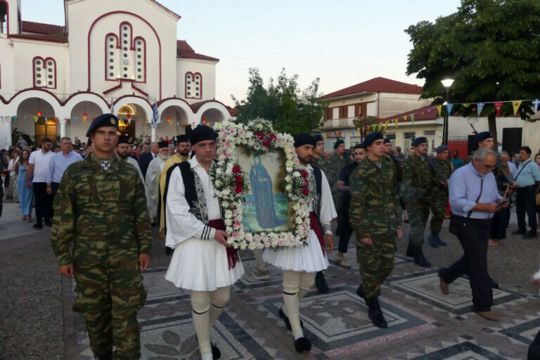 Λαμπρές εκδηλώσεις στους Σοφάδες για την Αγία Παρασκευή (ΦΩΤΟ)