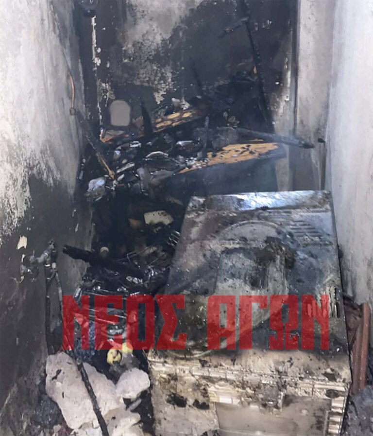 Κατασβέστηκε πυρκαγιά σε κτίριο στον Παλαμά (ΦΩΤΟ)
