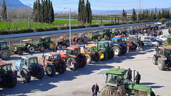 Μεγάλες κινητοποιήσεις Ολλανδών αγροτών για τους περιορισμούς στην καλλιέργεια γης από το Natura 2000