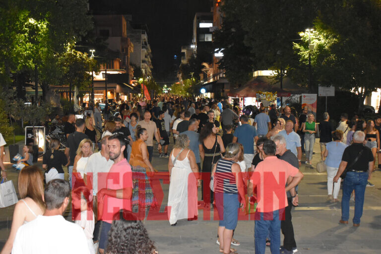 «Λευκή Νύχτα»: Τονωτική «ένεση» για την αγορά και τη… διάθεση των Καρδιτσιωτών κάτω από την Αυγουστιάτικη Πανσέληνο (ΦΩΤΟ & ΒΙΝΤΕΟ)