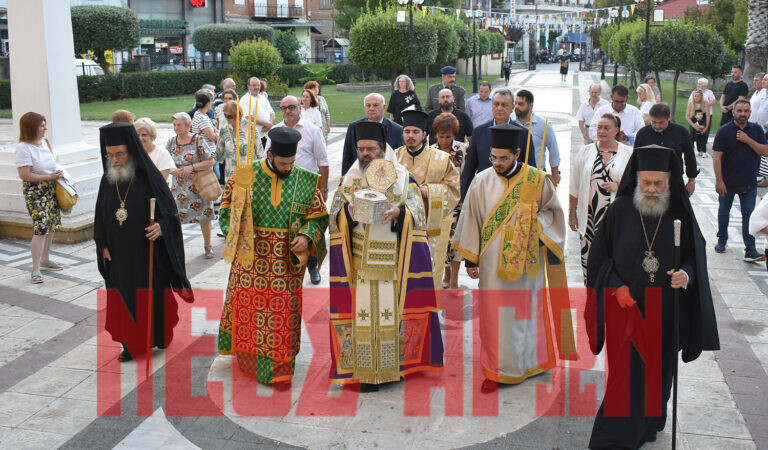 Τους οκτώ τοπικούς Αγίους γιορτάζει η Καρδίτσα (ΦΩΤΟ & ΒΙΝΤΕΟ)
