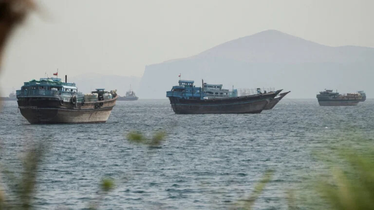 Διπλός συναγερμός σε Ορμούζ και Ερυθρά Θάλασσα