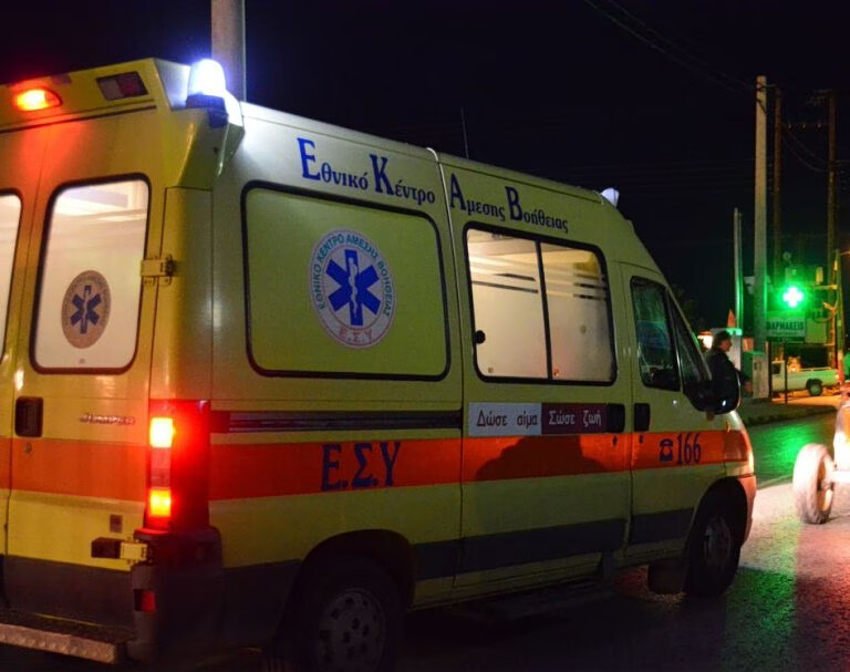 Τραγωδία με δύο νεκρούς σε τροχαίο με μηχανή στη Θηβών: 28χρονος και 24χρονη τα θύματα